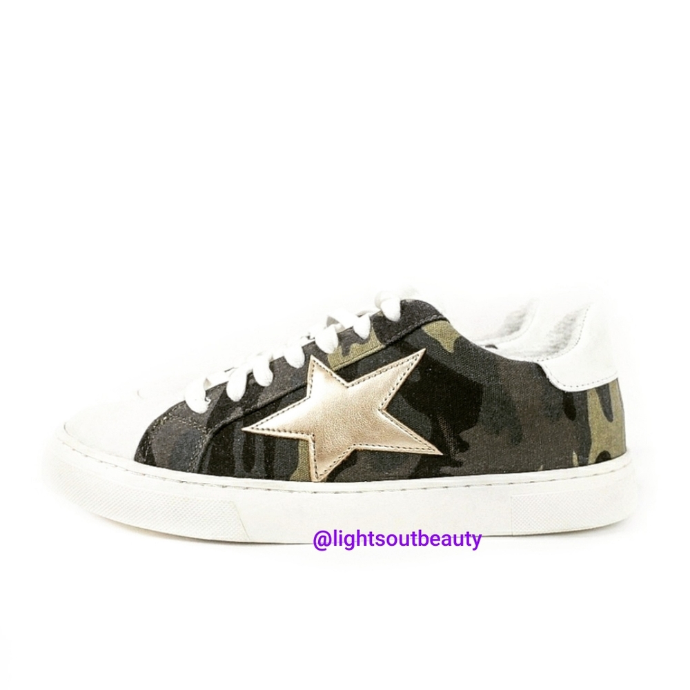Steven New York Reeves Camo & Star Sneakers